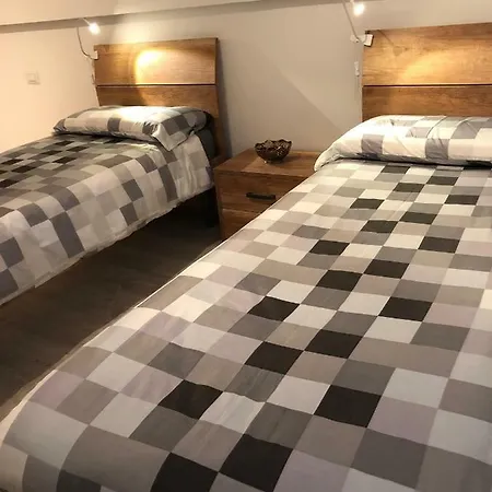 Konukevi Affittacamere Casa Sonno Adiacente Caserma E Stazione