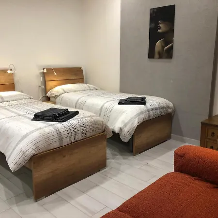 Affittacamere Casa Sonno Adiacente Caserma E Stazione