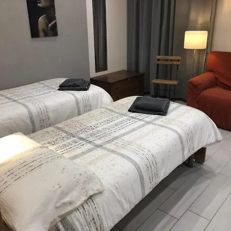 Affittacamere Casa Sonno Adiacente Caserma E Stazione Foligno