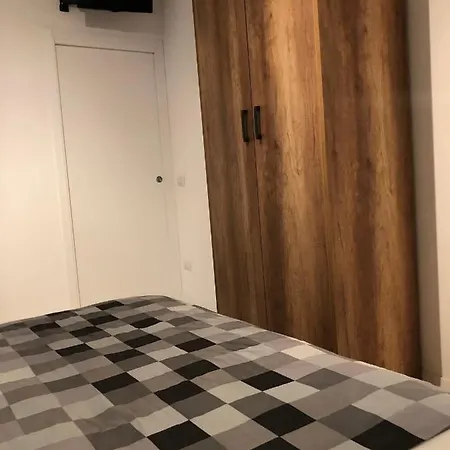 Affittacamere Casa Sonno Adiacente Caserma E Stazione *