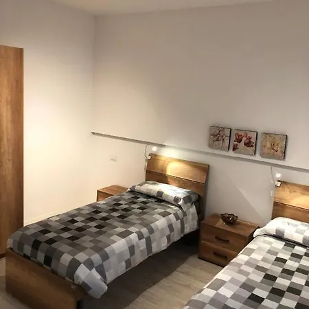 Affittacamere Casa Sonno Adiacente Caserma E Stazione