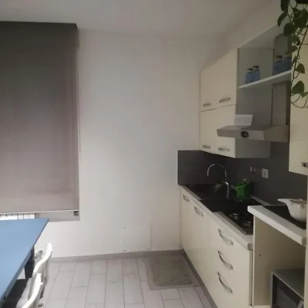 Affittacamere Casa Sonno Adiacente Caserma E Stazione Konukevi Foligno